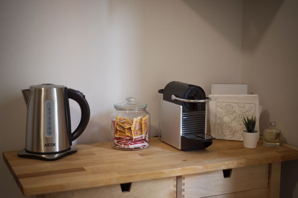 6thland rent rooms la spezia