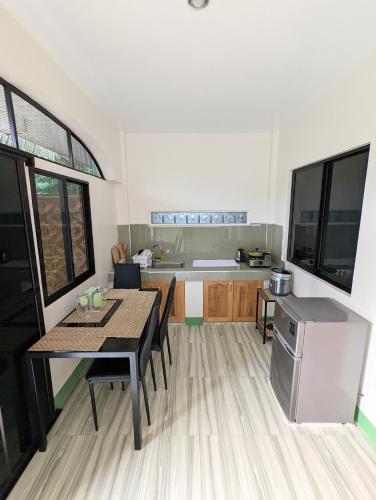 charlina rooms for rent