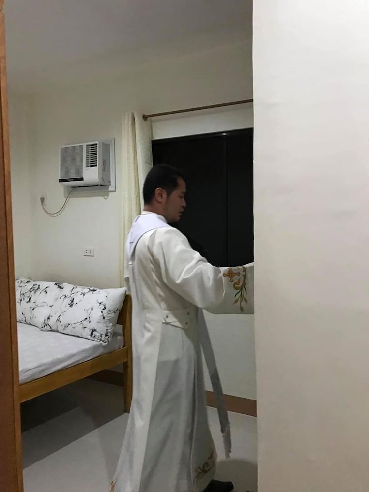 charlina rooms for rent