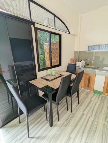 charlina rooms for rent