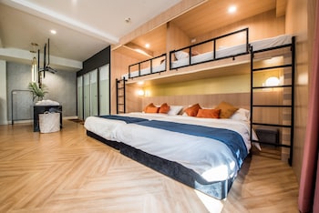 theme boutique hotel