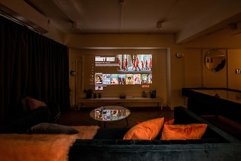 theme boutique hotel