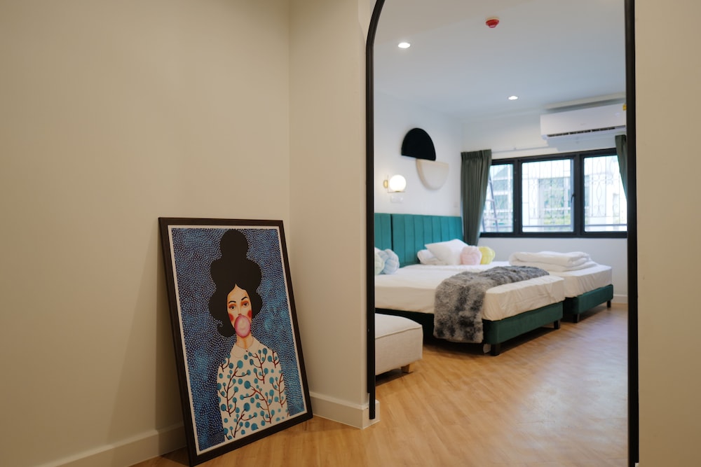 theme boutique hotel