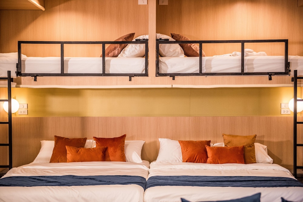 theme boutique hotel