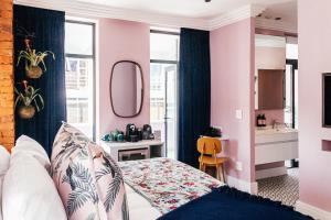 pineapple house boutique hotel