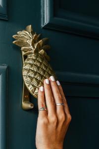 pineapple house boutique hotel