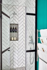 pineapple house boutique hotel