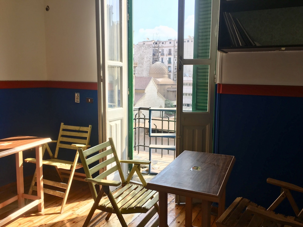 bella casa hostel