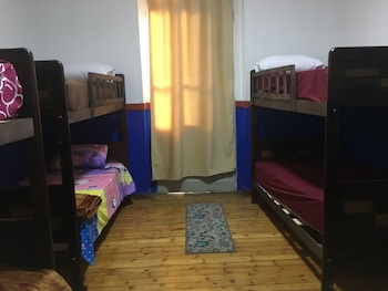 bella casa hostel