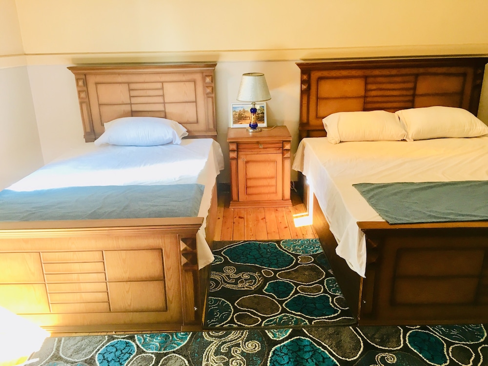 bella casa hostel