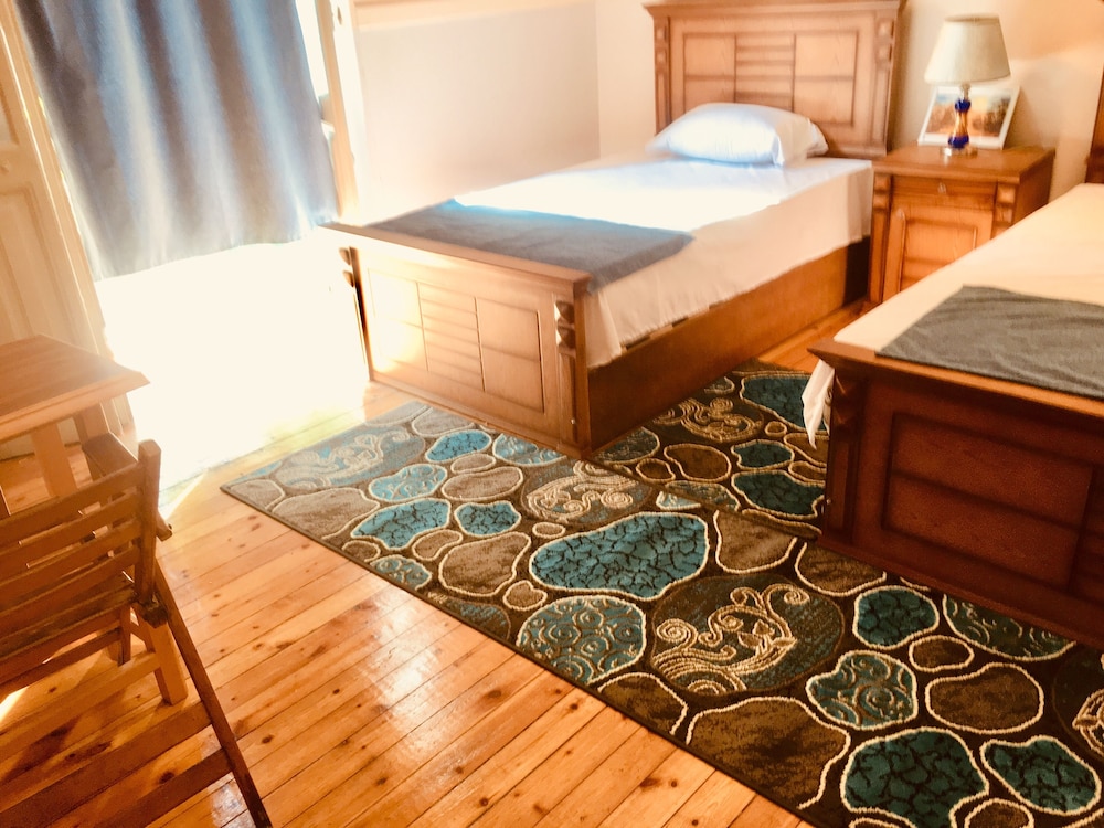 bella casa hostel