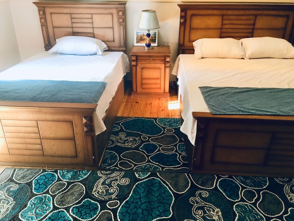 bella casa hostel