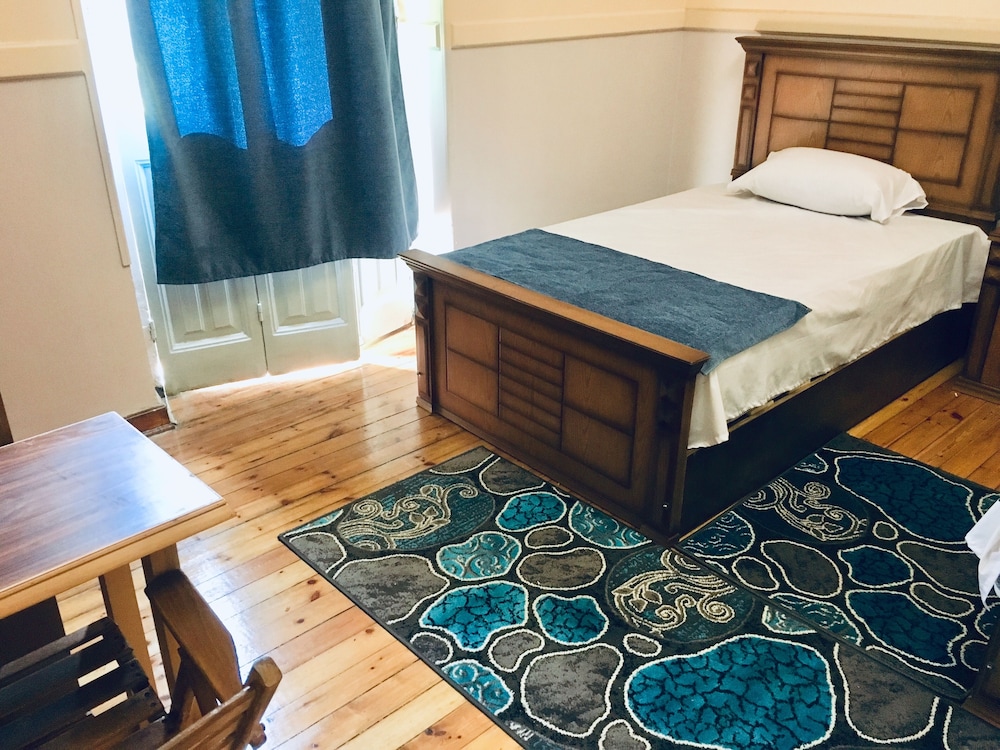 bella casa hostel