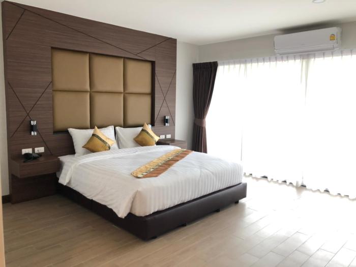 the bell airport phuket hotel