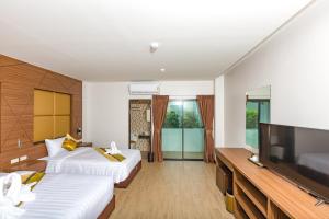 the bell airport phuket hotel