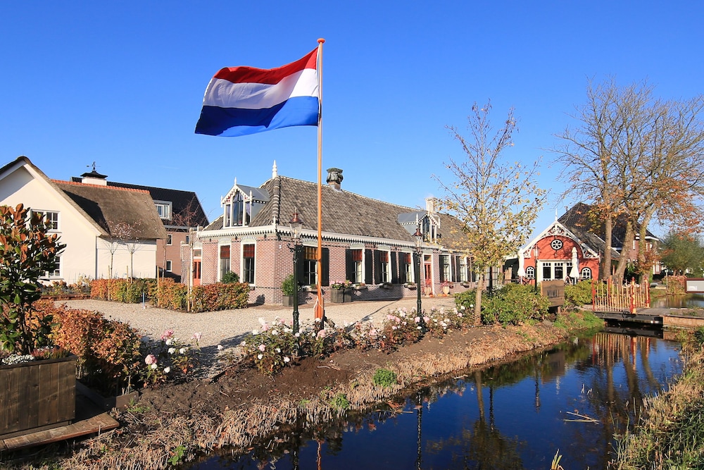 hotel suites wilma j