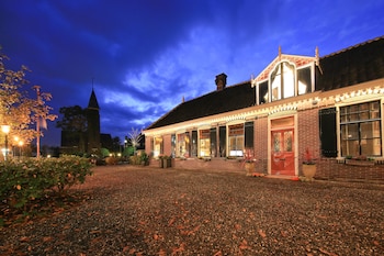 hotel suites wilma j