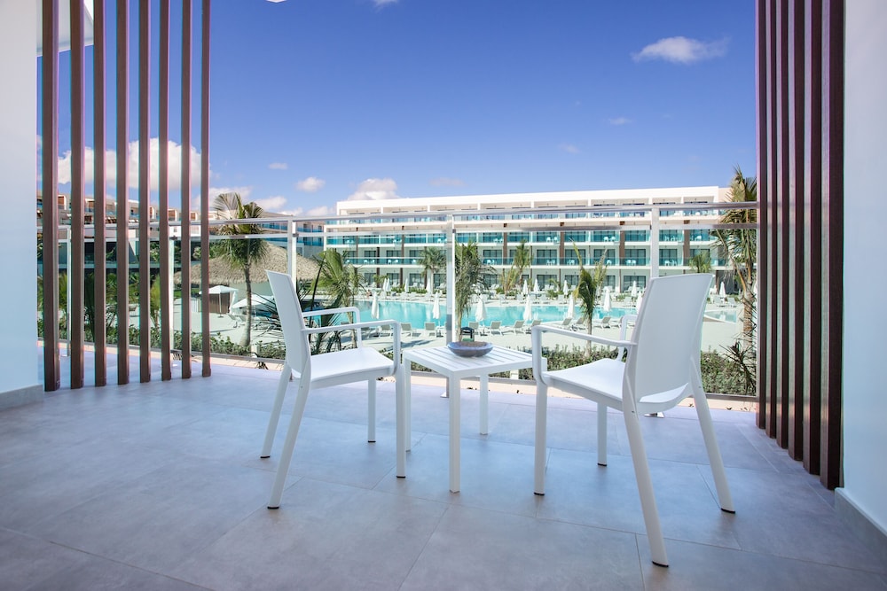 serenade punta cana beach and spa resort all inclusive