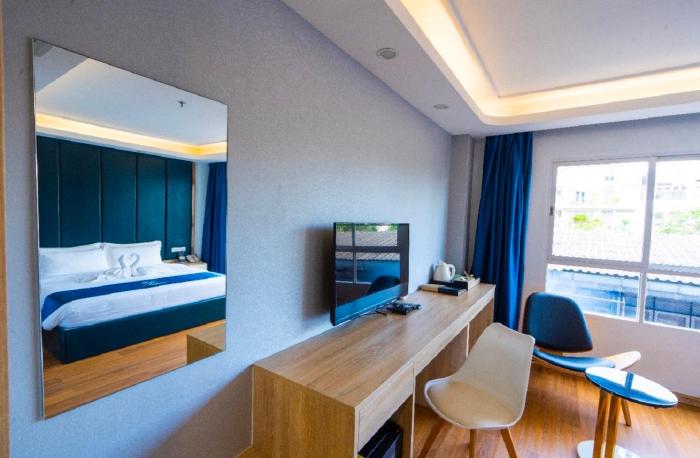 sapphire hotel silom bangkok