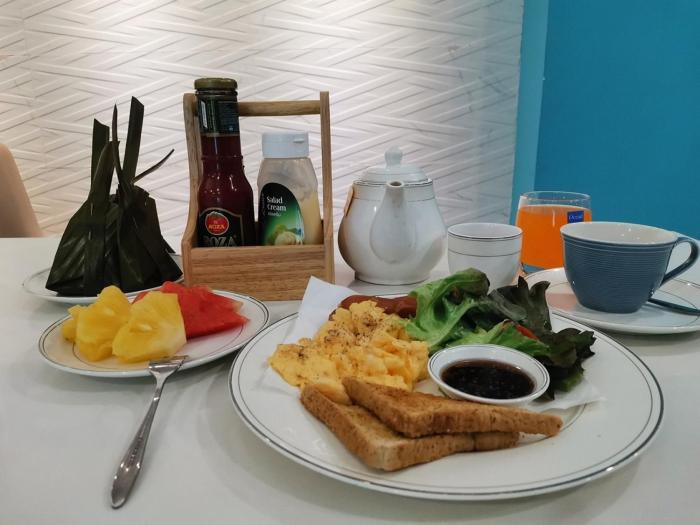 sapphire hotel silom bangkok