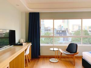 sapphire hotel silom bangkok