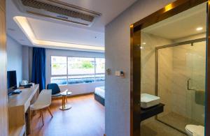 sapphire hotel silom bangkok