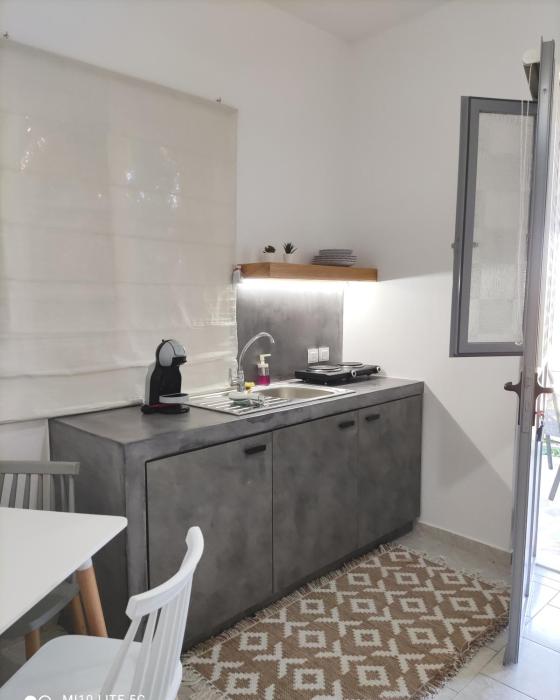 galini rooms and apartments syros
