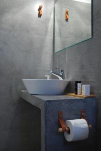 galini rooms and apartments syros