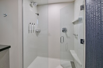 fairfield inn and suites by marriott chicago ohare