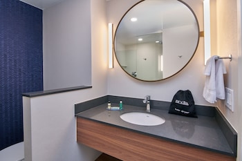 fairfield inn and suites by marriott chicago ohare
