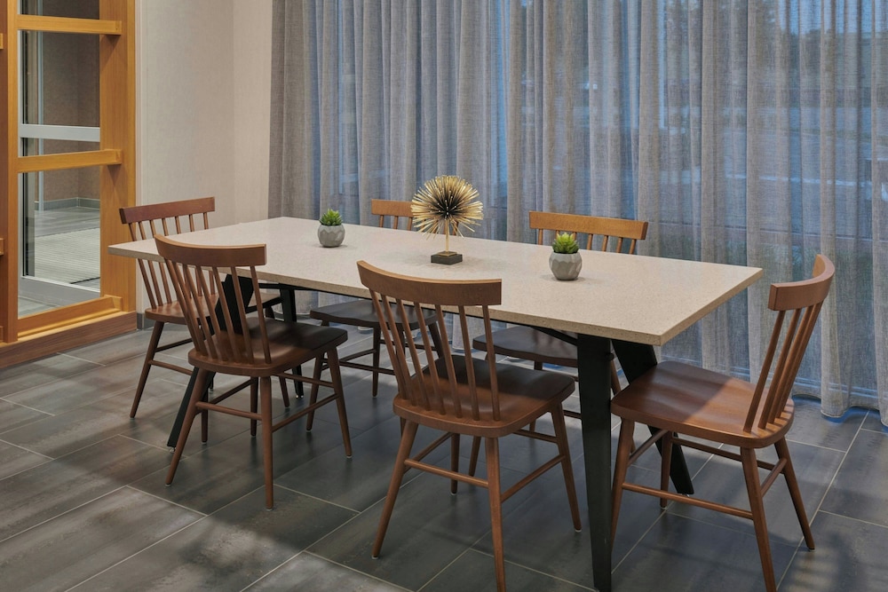 fairfield inn and suites by marriott chicago ohare