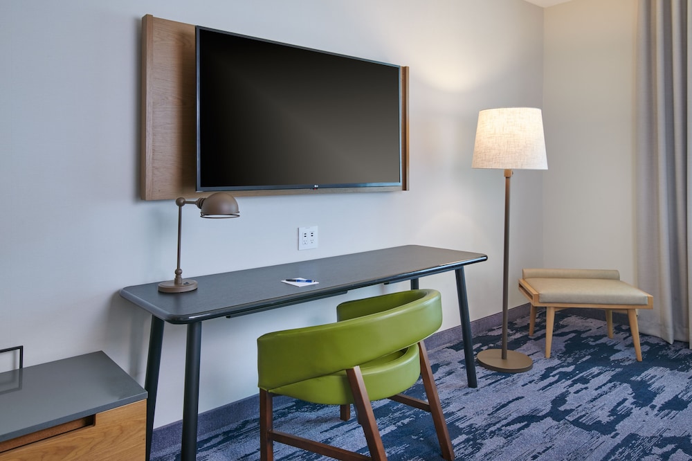 fairfield inn and suites by marriott chicago ohare
