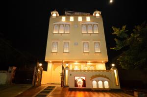kapish home all pure veg