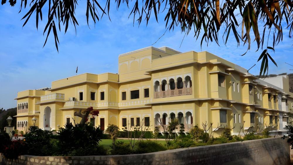 hotel raj bagh palace