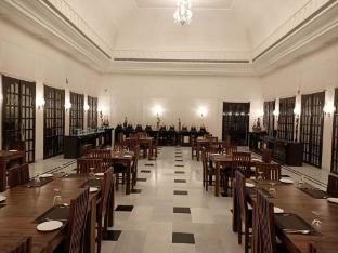 hotel raj bagh palace