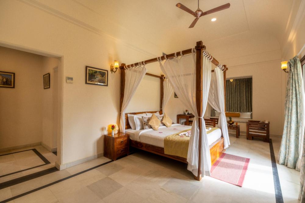 hotel raj bagh palace