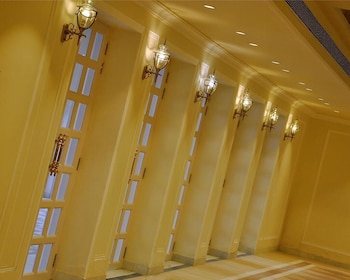 hotel raj bagh palace