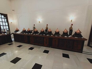 hotel raj bagh palace