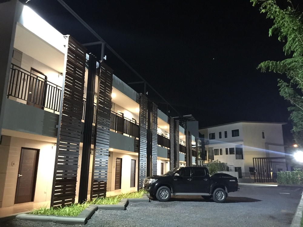 latisha resort