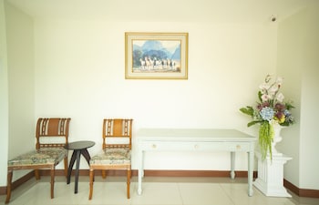 the willing hotel and residence