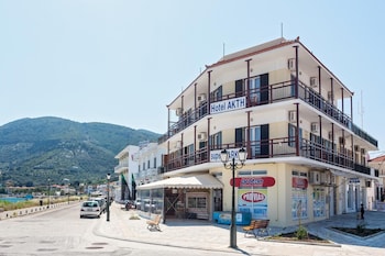 skopelos