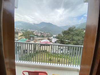 hotel shiva yog sthal