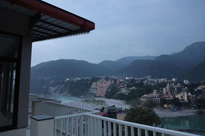 hotel shiva yog sthal