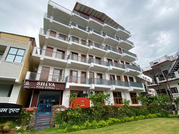 hotel shiva yog sthal
