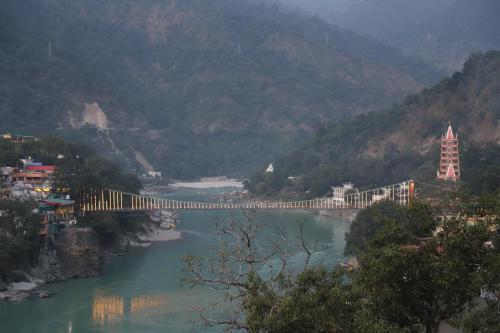 hotel shiva yog sthal