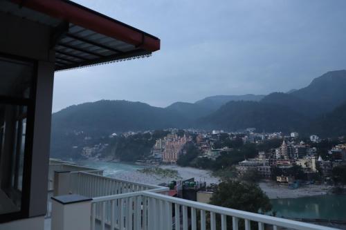 hotel shiva yog sthal