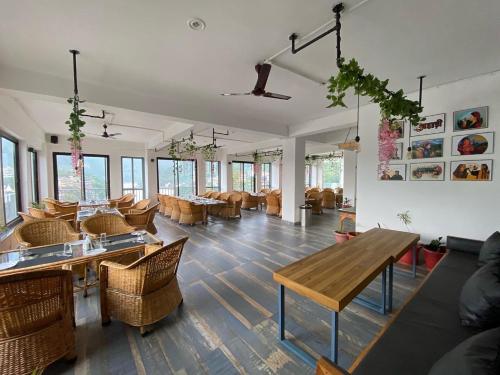 hotel shiva yog sthal