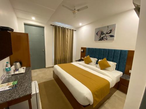 hotel shiva yog sthal