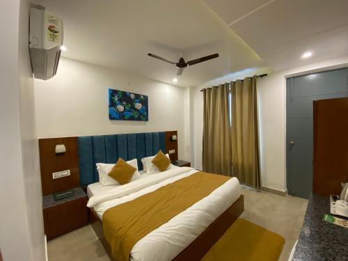 hotel shiva yog sthal