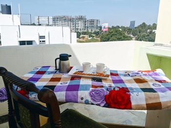 sports icon suites